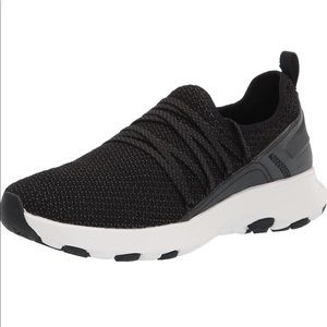 Brand New Merrell Cloud knit sneaker.